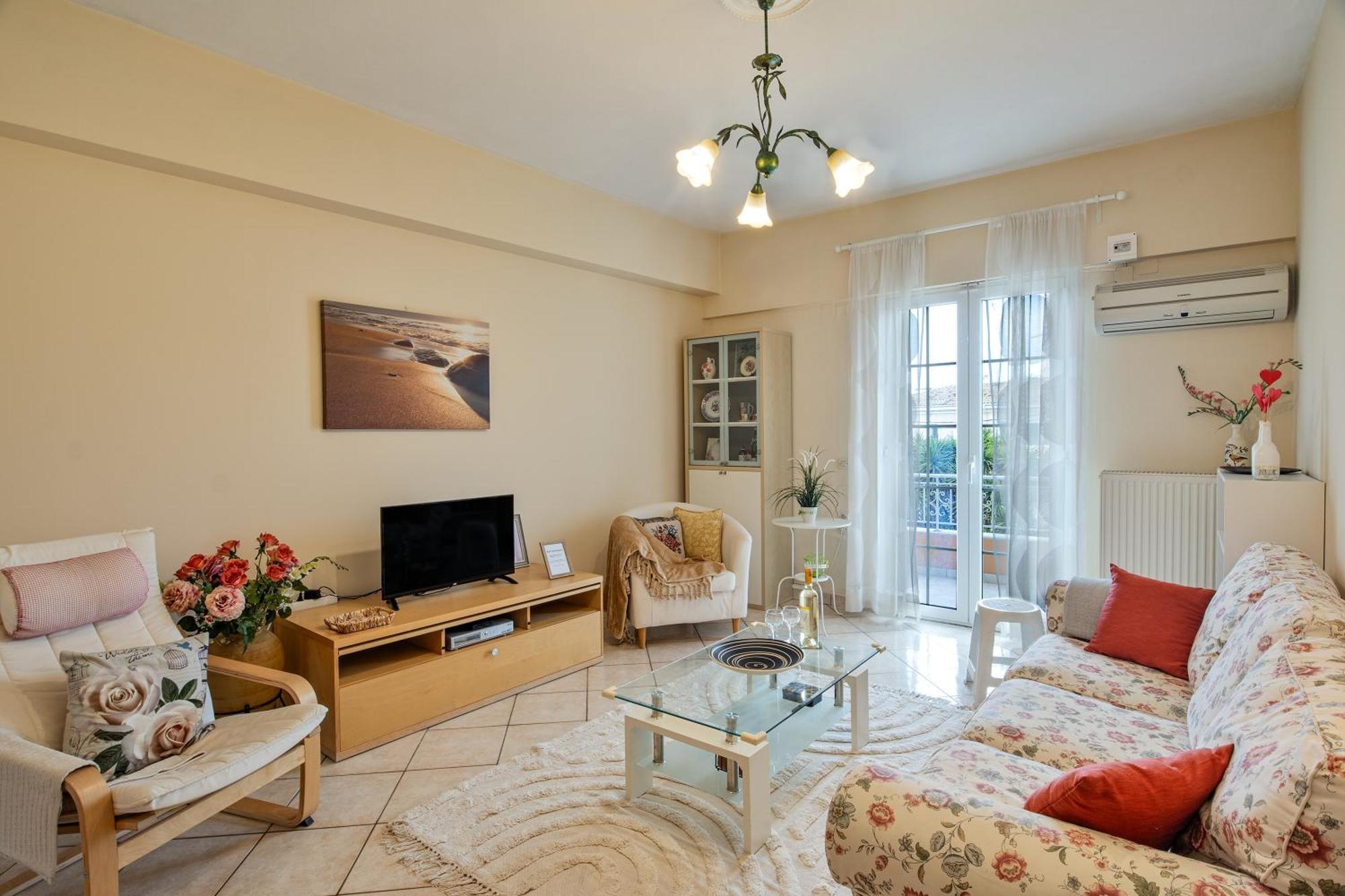 Apartament House Of Velenia - 2 Bedroom Near Old Town, Airport And Bus Station