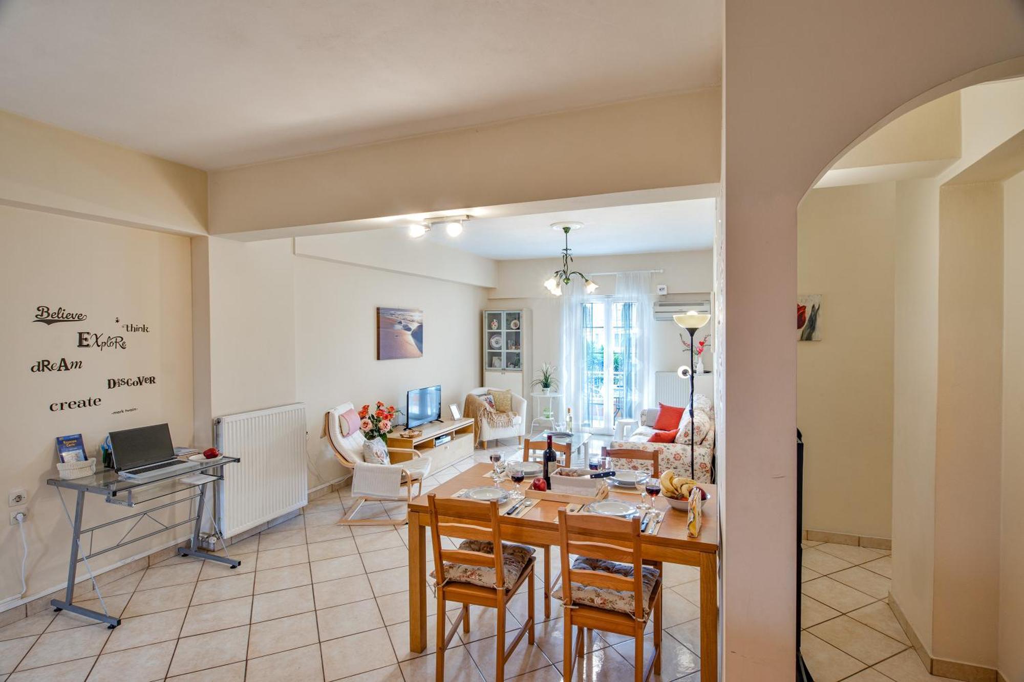 House Of Velenia - 2 Bedroom Near Old Town, Airport And Bus Station *